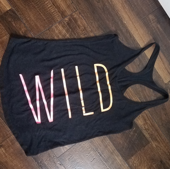 Old Navy Tops - 4/$12💞Workout tank